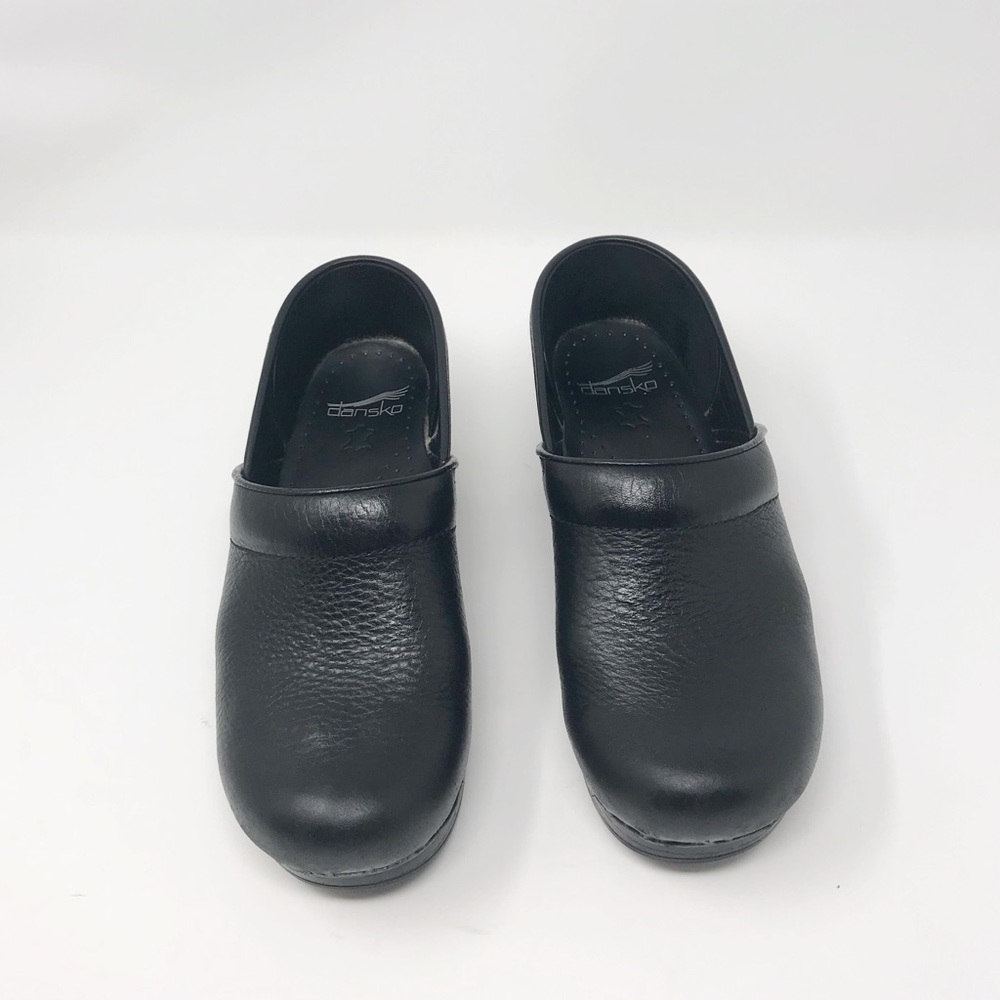 Dansko Black Oiled Leather Clogs Size 7.5
